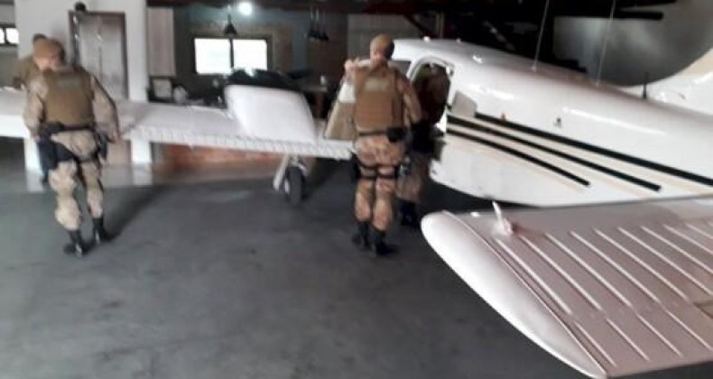 Avião furtado é localizado em Santa Catarina.