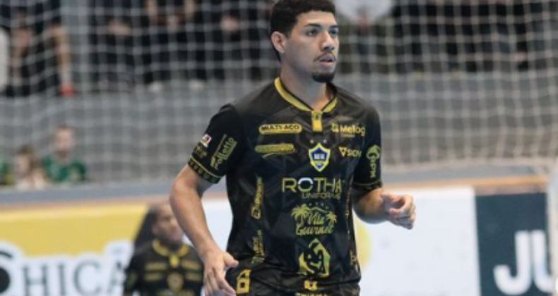 Mingau, ex-atleta do Maravilha Futsal, acerta com novo clube